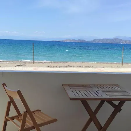 Holiday home Sun, Sea, And Sand-only 20 Footsteps To The *